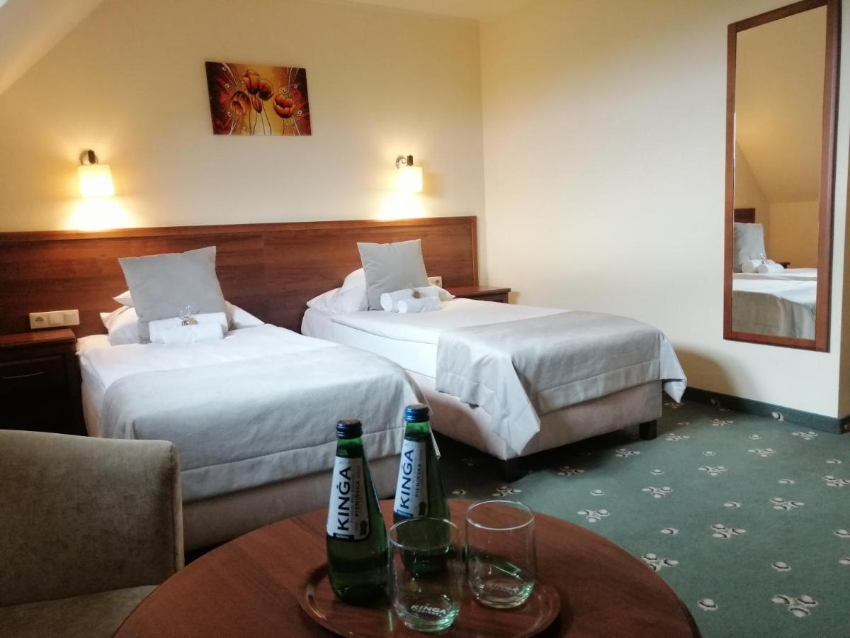Hotel Rycerski Czeladź Eksteriør bilde