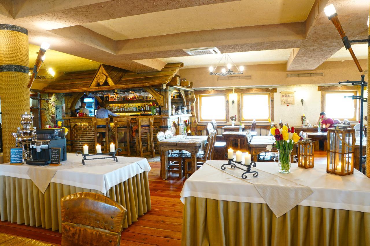 Hotel Rycerski Czeladź Eksteriør bilde